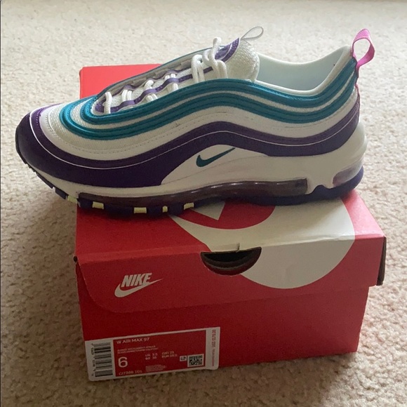 NWT Womens Nike Air Max 97 Shoes - Picture 2 of 2
